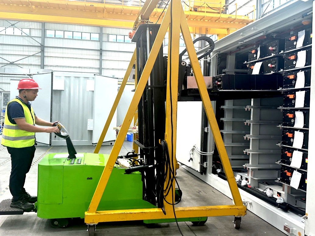 Integrated assembly